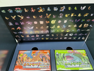 Pokémon Fire Red & Leaf Green 30th Aniversario Set Nintendo Switch thumbnail
