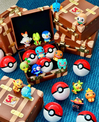 FUNISM Pokémon 30 Aniversario – Compañeros Iniciales Blind Box